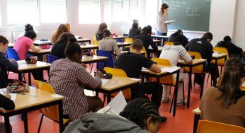¿Cómo puede una maestría en educación ayudar a mejorar mi formación profesional y salarial?