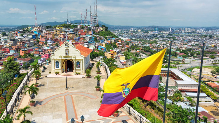 carreras-universitarias-mejor-pagadas-ecuador